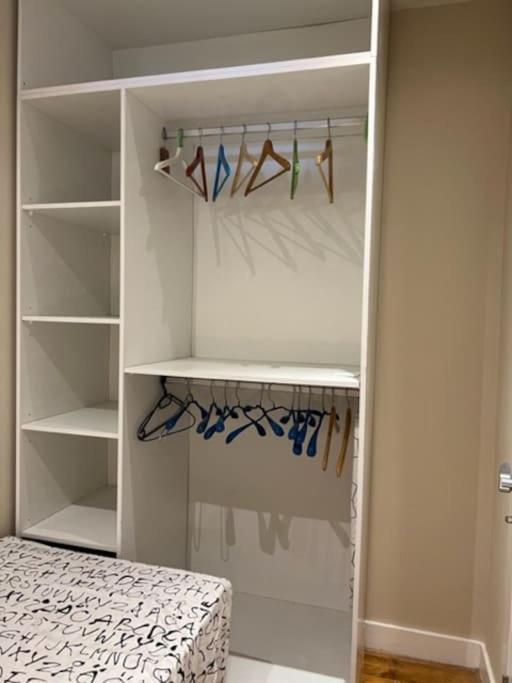 Cosy And Renewed T2 In Campolide - 1d Lejlighed *